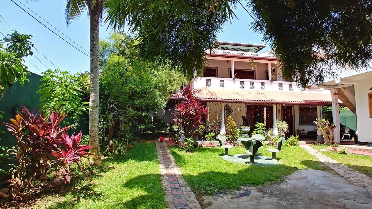 Guest House Basilea Beruwala Exterior foto